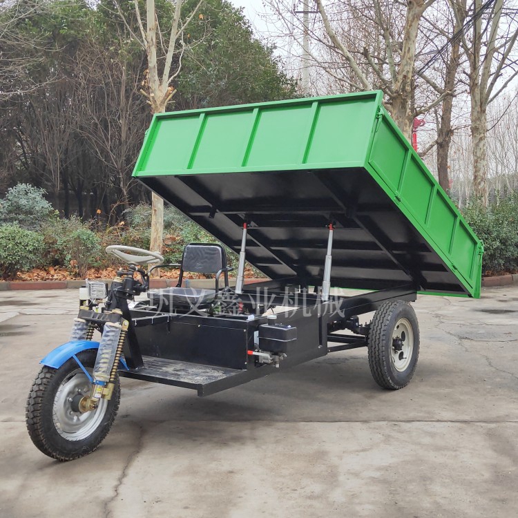 3噸電動(dòng)翻斗車為你搬運(yùn)呼哮而來(lái) 3噸電動(dòng)翻斗車為你搬運(yùn)呼哮而來(lái)